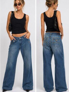 Vintage Tommy Hilfiger Women’s Blue Wide Leg Jeans Trouser Fit Size 6